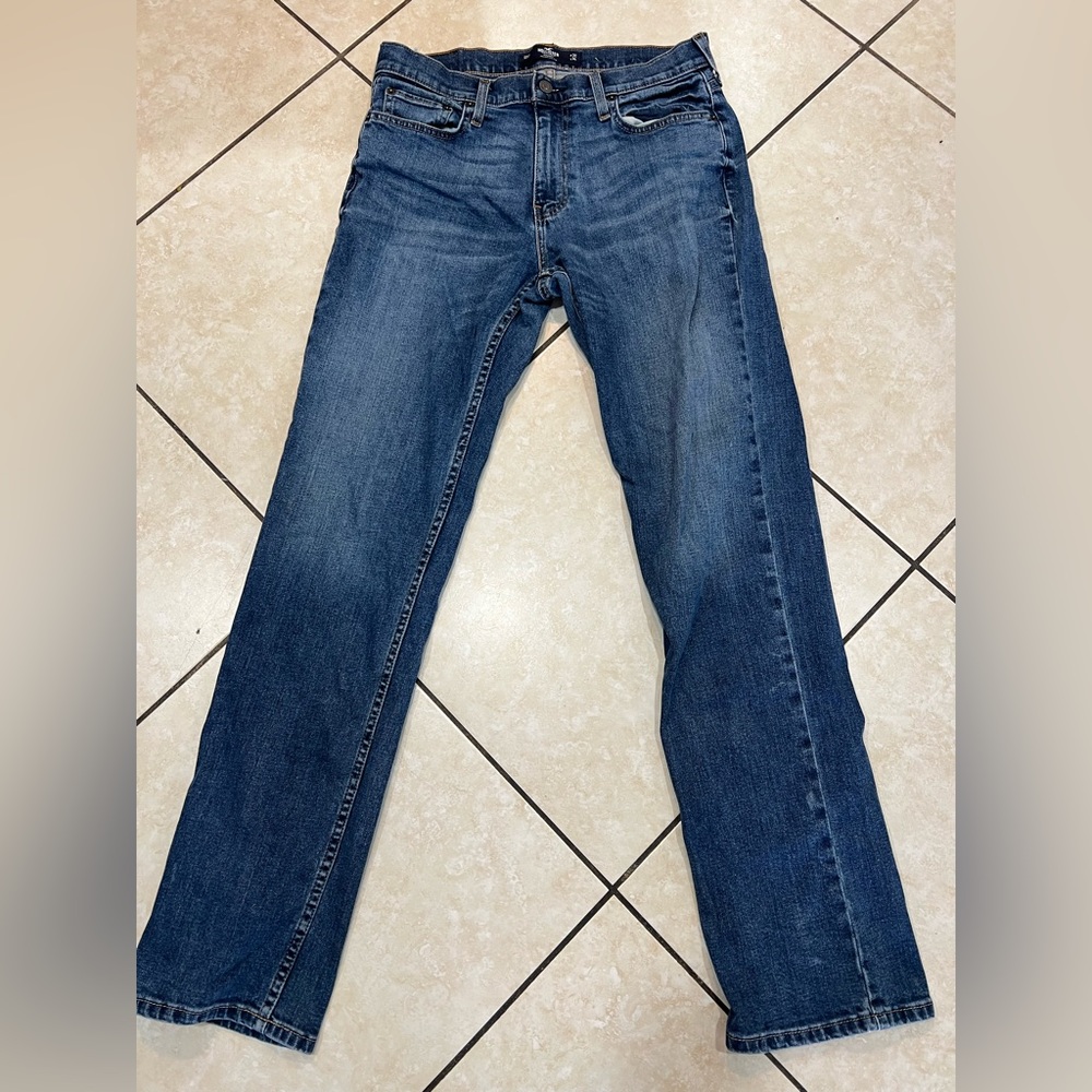 Hollister straight fit jeans